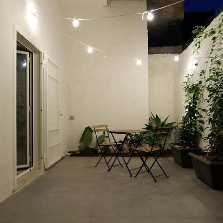Dante'S Patio Apartment Bari Ngoại thất bức ảnh